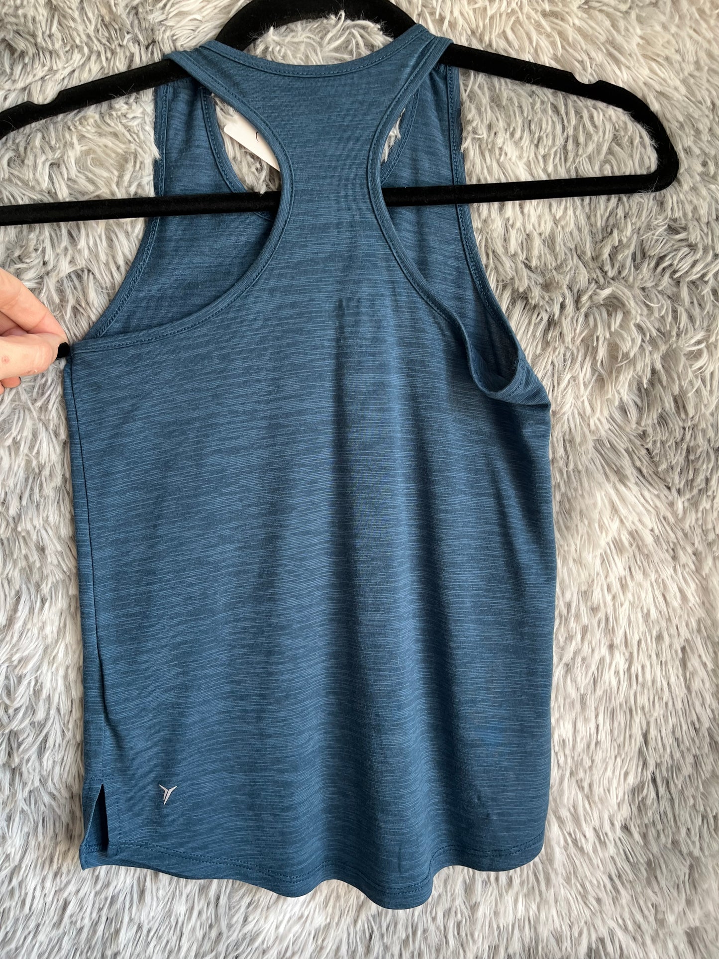 Old Navy- M 8