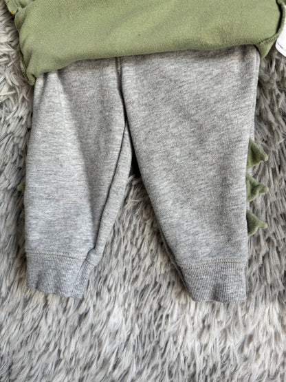Carters- 6M