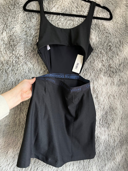 OutdoorV- small women’s NEW