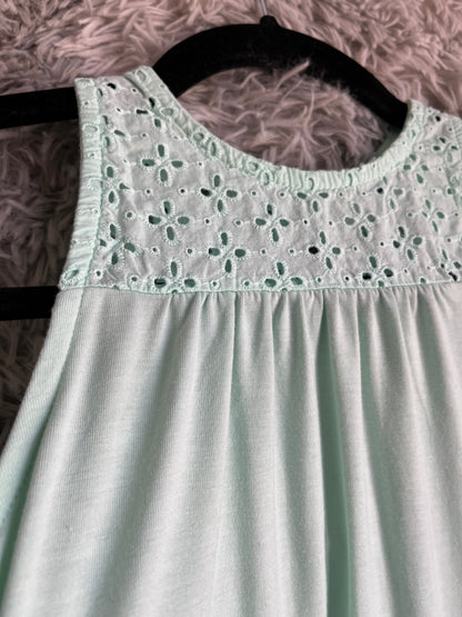 Old Navy- S 6/7