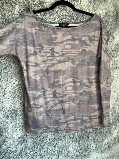 Amaryllis- large women’s