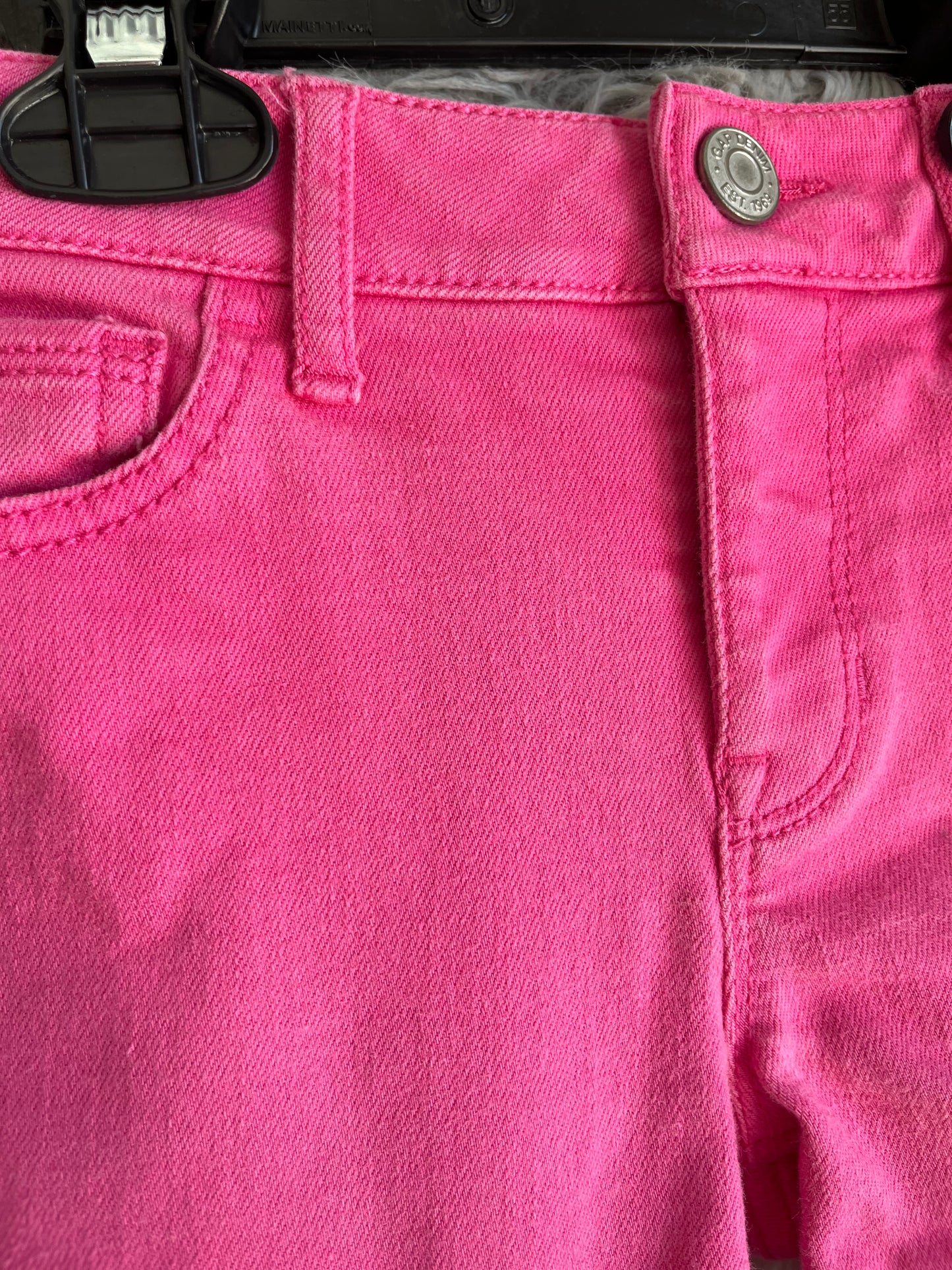 Gap- 8