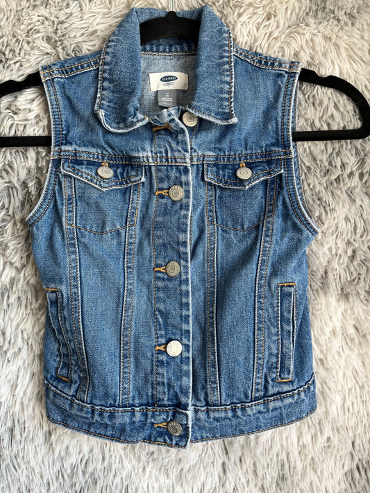 Old Navy- M 8