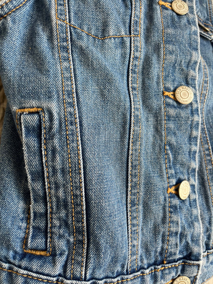 Old Navy- M 8