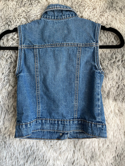 Old Navy- M 8