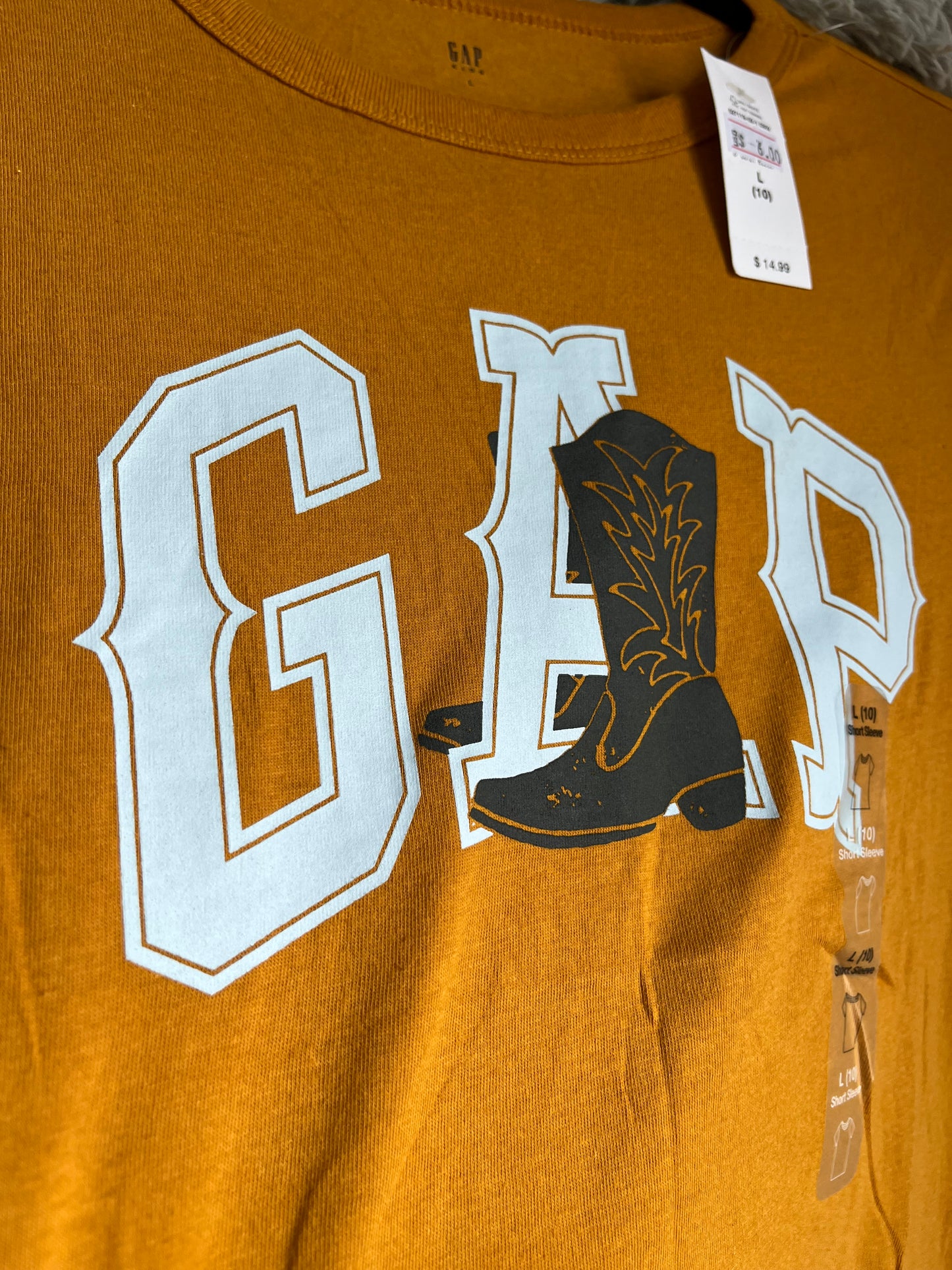 Gap- L 10 NEW