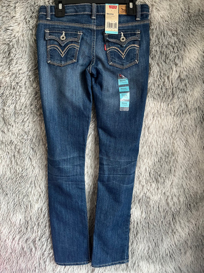 Levi’s- 12 NEW