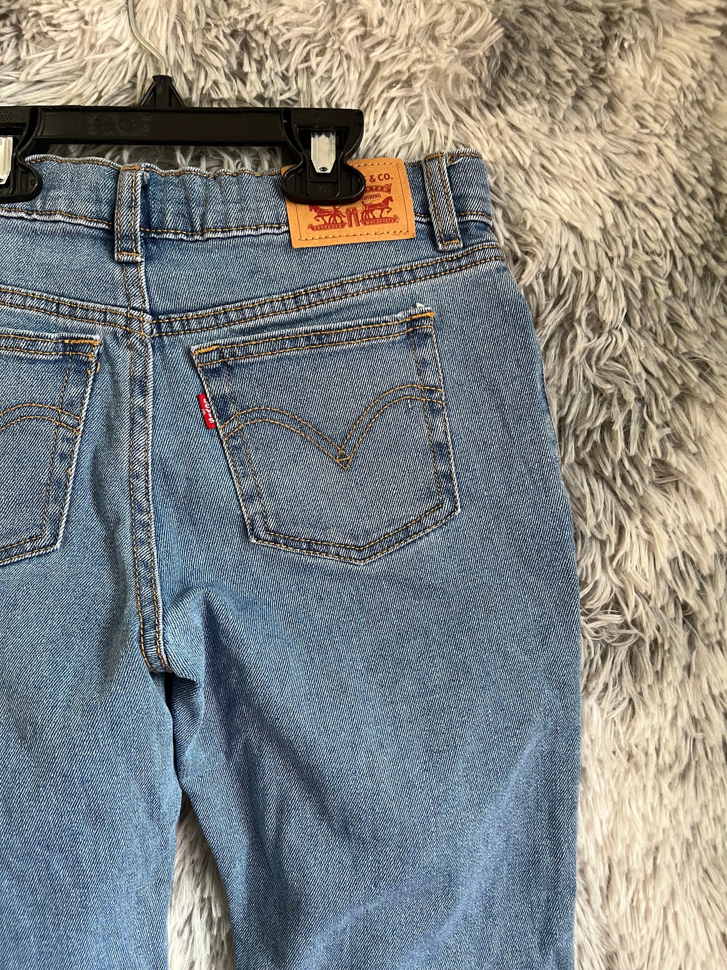 Levi’s- 10